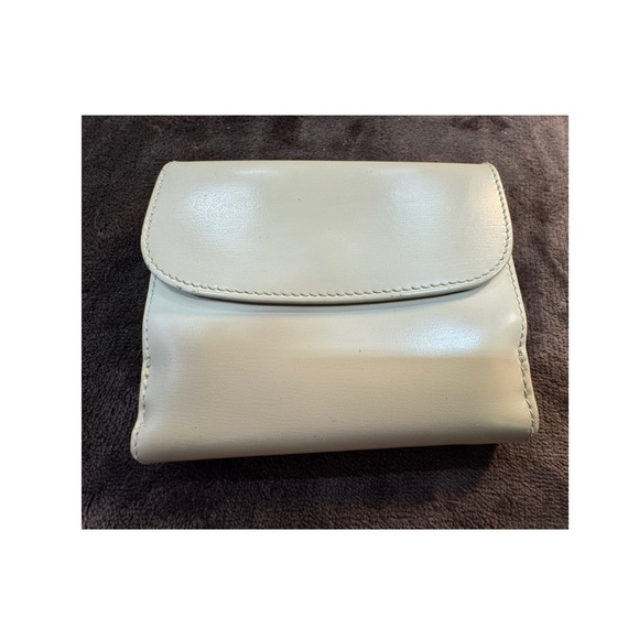 Gucci Vintage Flap Wallet with G clasp - Picture 10 of 12